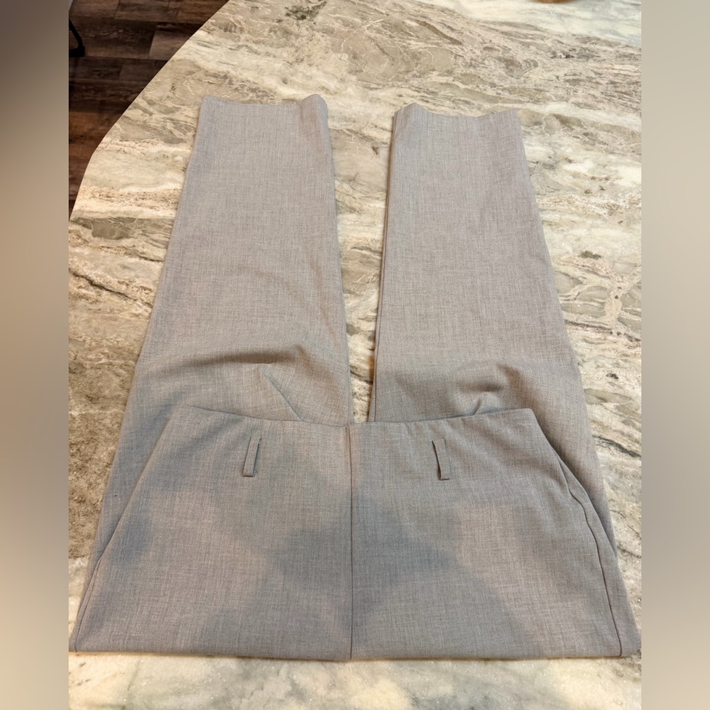 Tailored Women's Straight-Leg Dress Pants in Light Gray